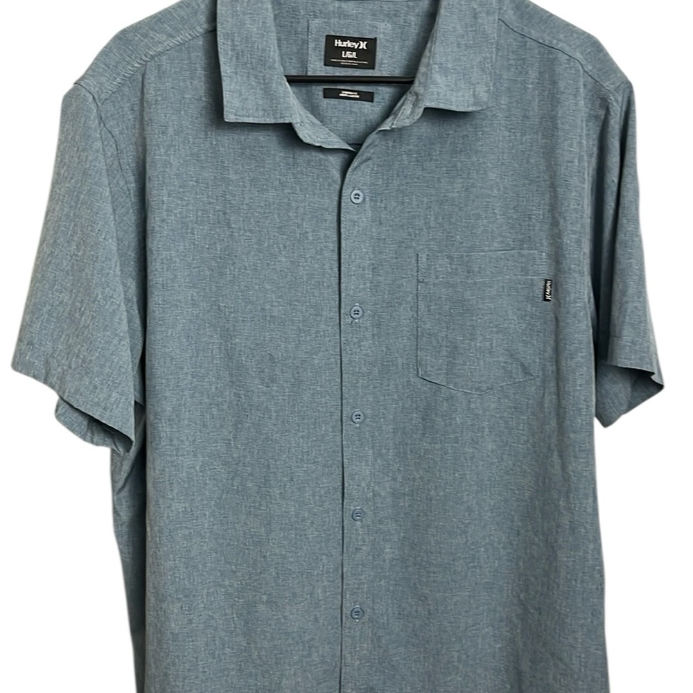 Hurley stretch fit men’s button up shirt, large blue